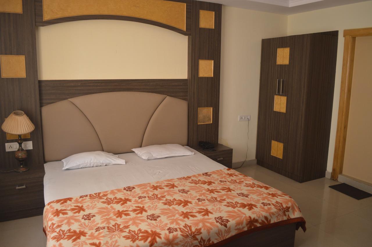 Hotel City Palace Brahmapur Habitación foto